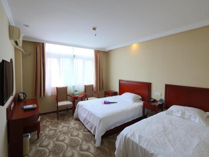 Greentree Inn Shanghai Pudong Airport Huaxia East Road Railway Station Shell Hotel Exterior photo
