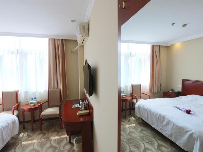 Greentree Inn Shanghai Pudong Airport Huaxia East Road Railway Station Shell Hotel Exterior photo